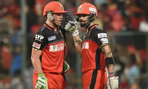 ഡിവില്ലിയേഴ്സ് ഈ തലമുറയിലെ ഏറ്റവും മികച്ച ബാറ്റ്സ്മാനെന്ന് കൊഹ്‍ലി