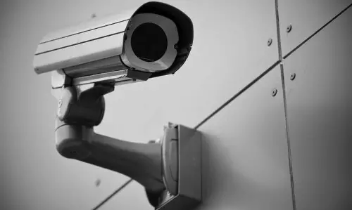 സര്ക്കാര് ഓഫീസുകള് സിസിടിവി നിരീക്ഷണത്തിലാക്കാന് കുവൈത്ത് സര്ക്കാര് ഓഫീസുകള് സിസിടിവി നിരീക്ഷണത്തിലാക്കാന് കുവൈത്ത്