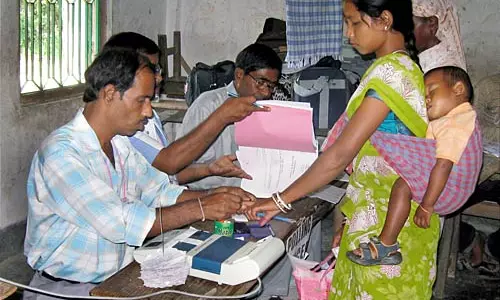 അടിസ്ഥാന സൌകര്യങ്ങള് പോലുമില്ലാതെ സൌത്ത് ട്വന്റിഫോര് പര്ഗാന അടിസ്ഥാന സൌകര്യങ്ങള് പോലുമില്ലാതെ സൌത്ത് ട്വന്റിഫോര് പര്ഗാന