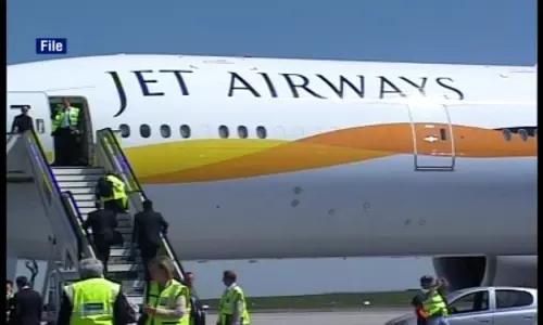 ബോംബ് ഭീഷണി ; ജെറ്റ് എയര്‍വേയ്സ് വിമാനം പിടിച്ചിട്ടു