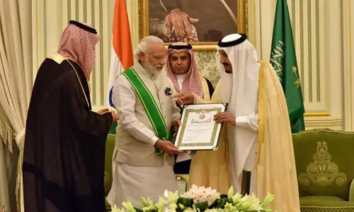 മോദിക്ക് സൌദിയില്‍ ഊഷ്മള സ്വീകരണം