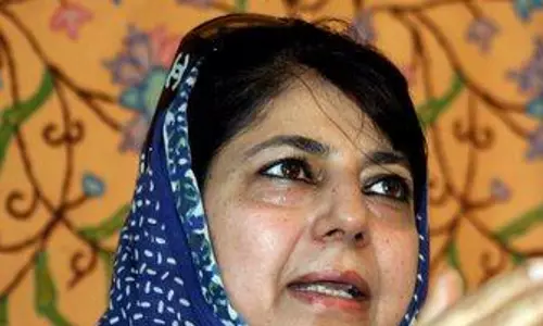 മെഹബൂബ മുഫ്തി അധികാരമേറ്റു