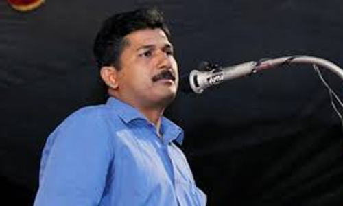 സ്വരാജിനായി തൃപ്പൂണിത്തുറ ബസ് സ്റ്റാന്റില്‍ ഫ്ലാഷ് മോബ്