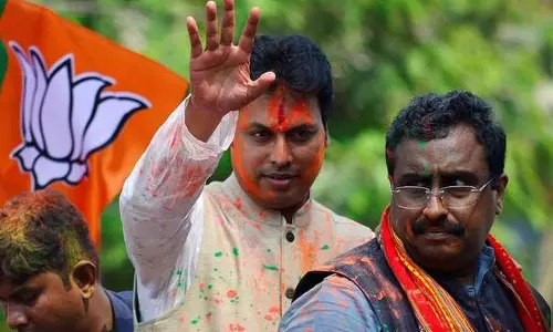 സിവില് എന്ജിനീയര്മാരാണ് സിവില് സര്വീസിന് അപേക്ഷിക്കേണ്ടത് ബിജെപി ത്രിപുര മുഖ്യമന്ത്രി സിവില് എന്ജിനീയര്മാരാണ് സിവില് സര്വീസിന് അപേക്ഷിക്കേണ്ടത് ബിജെപി ത്രിപുര മുഖ്യമന്ത്രി