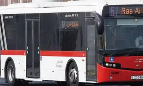 യുഎഇയില്‍ ബസുകളില്‍ ഡ്രൈവര്‍ക്കരികിലുള്ള സീറ്റ് എടുത്തു മാറ്റുന്നു