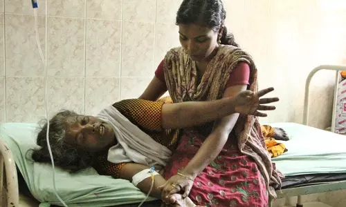 ധനസഹായതുക ജിഷയുടെ അമ്മയുടെ പേരില് സ്ഥിരനിക്ഷേപമാക്കുമെന്ന് കലക്ടര് ധനസഹായതുക ജിഷയുടെ അമ്മയുടെ പേരില് സ്ഥിരനിക്ഷേപമാക്കുമെന്ന് കലക്ടര്