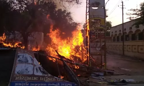 മഥുരയില്‍ സംഘര്‍ഷം; 21 പേര്‍ കൊല്ലപ്പെട്ടു