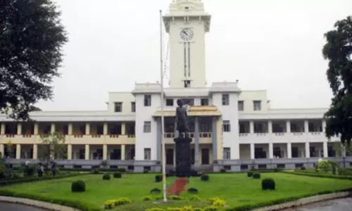 സംവരണാടിസ്ഥാനത്തിലുള്ള നിയമനം; വിജ്ഞാപനം പിന്വലിക്കാനുള്ള നീക്കം കേരള സര്വകലാശാല ഉപേക്ഷിച്ചു സംവരണാടിസ്ഥാനത്തിലുള്ള നിയമനം; വിജ്ഞാപനം പിന്വലിക്കാനുള്ള നീക്കം കേരള സര്വകലാശാല ഉപേക്ഷിച്ചു