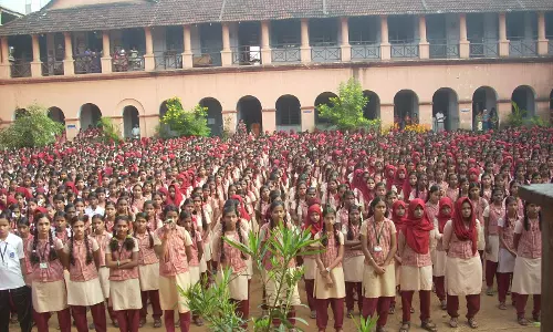 സര്‍ക്കാര്‍ സ്കൂളുകള്‍ അത്ര മോശമല്ല