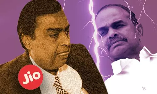 റിലയന്‍സിലെ മോദിയും വൈഎസ്ആറും