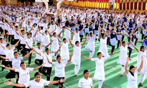 യോഗ ദിനാചരണം: സംസ്ഥാനത്ത് വിപുലമായ പരിപാടികള് യോഗ ദിനാചരണം: സംസ്ഥാനത്ത് വിപുലമായ പരിപാടികള്
