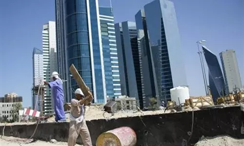 കുവൈത്തില്‍ ഉച്ചവിശ്രമ നിയമം ലംഘിച്ച 150 കമ്പനികള്‍ക്ക് നോട്ടീസ്