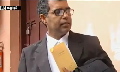 എ.പി അബ്ദുളളക്കുട്ടി ഇനി അഭിഭാഷക വേഷത്തില്‍