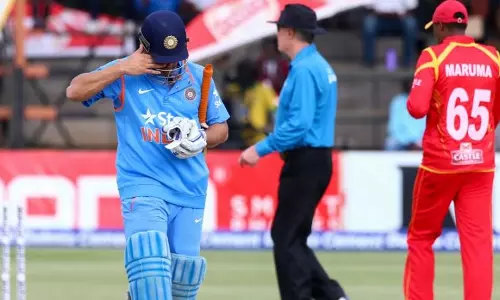 ഭാഗ്യം കൊണ്ടാണ് രക്ഷപ്പെട്ടത്, വേദനയുമായി ഫീല്‍ഡില്‍ തുടര്‍ന്നെന്ന് ധോണി