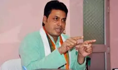 ടാഗോര് നൊബേല് സമ്മാനം തിരികെ നല്കി; വീണ്ടും മണ്ടത്തരവുമായി ബിപ്ലബ് ടാഗോര് നൊബേല് സമ്മാനം തിരികെ നല്കി; വീണ്ടും മണ്ടത്തരവുമായി ബിപ്ലബ്