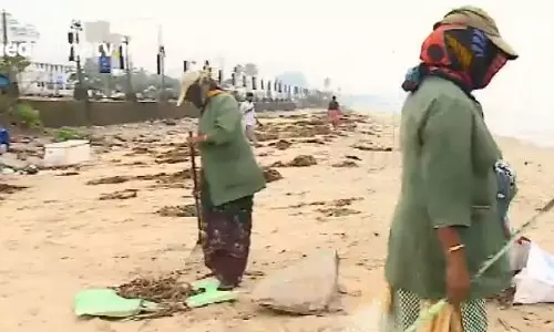 ശുചീകരണ തൊഴിലാളികള്ക്ക് അവഗണന ശുചീകരണ തൊഴിലാളികള്ക്ക് അവഗണന