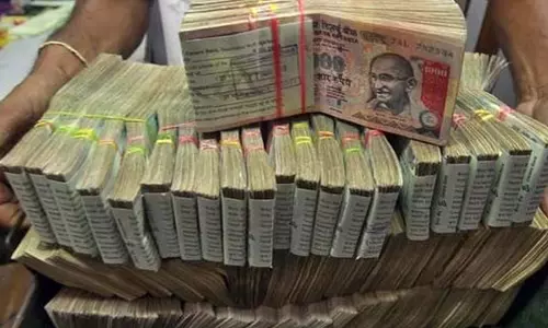 തൃശൂരില്‍ മൂന്ന് കോടി രൂപ പിടിച്ചെടുത്തു