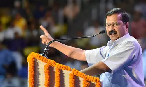 സോണിയ ഗാന്ധിയെ അറസ്റ്റ് ചെയ്യാന്‍ മോദി സര്‍ക്കാരിന് ധൈര്യമുണ്ടോ ? - കെജ്‍രിവാള്‍