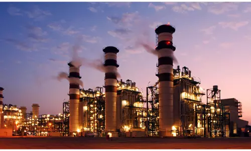 യു.എ.ഇ ആഭ്യന്തരവിപണിയില്‍ വീണ്ടും ഇന്ധനവില കൂട്ടി