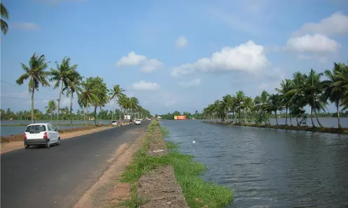 ഇന്ത്യയില് ഏറ്റവും വൃത്തിയുള്ള നഗരം ആലപ്പുഴ ഇന്ത്യയില് ഏറ്റവും വൃത്തിയുള്ള നഗരം ആലപ്പുഴ
