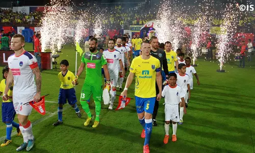 ഫൈനല്‍ തേടി കേരളാ ബ്ലാസ്റ്റേഴ്‍സ് ഇന്നിറങ്ങും