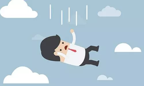 അശ്രദ്ധ മൂലം കുട്ടികളുടെ അപകട മരണം; രക്ഷിതാക്കള്ക്ക് ജയില്ശിക്ഷ നല്കുമെന്ന് യുഎഇ അശ്രദ്ധ മൂലം കുട്ടികളുടെ അപകട മരണം; രക്ഷിതാക്കള്ക്ക് ജയില്ശിക്ഷ നല്കുമെന്ന് യുഎഇ