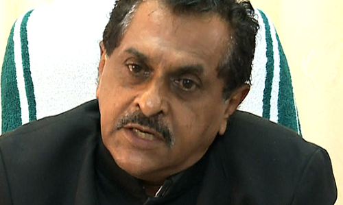 ധനേഷ് മാത്യു മാഞ്ഞൂരാനെ മാറ്റുന്ന കാര്യം പരിശോധിച്ച് സര്‍ക്കാര്‍ ഉചിതമായ നടപടി സ്വീകരിക്കണമെന്ന് സുധീരന്‍