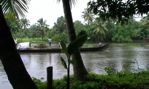 പുറം ബണ്ടുകളുടെ നിര്‍മാണത്തില്‍ ക്രമക്കേട്