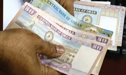 പൊതുചെലവുകള് നിയന്ത്രിക്കുന്നതിനായി ഒമാന് പുറപ്പെടുവിച്ചത് 17 സര്ക്കുലറുകള് പൊതുചെലവുകള് നിയന്ത്രിക്കുന്നതിനായി ഒമാന് പുറപ്പെടുവിച്ചത് 17 സര്ക്കുലറുകള്