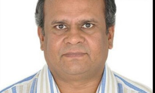 ഞാന്‍ വിഷ്ണുവിന്റെ അവതാരമാണ്, ഓഫീസിലിരുന്ന് സമയം പാഴാക്കാനാവില്ല; വിചിത്ര വാദവുമായി ഗുജറാത്ത് എന്‍ജിനിയര്‍