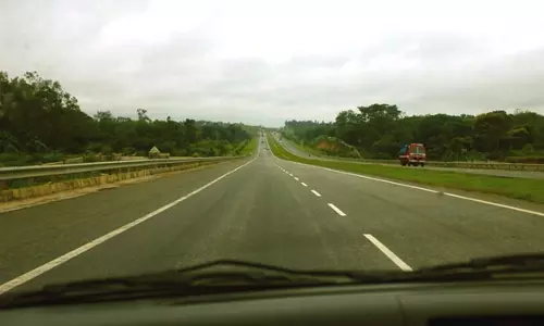 ദേശീയപാത വികസനം: ഒരാഴ്ചയ്ക്കുള്ളില് സര്വ്വേ തുടങ്ങിയേക്കും ദേശീയപാത വികസനം: ഒരാഴ്ചയ്ക്കുള്ളില് സര്വ്വേ തുടങ്ങിയേക്കും