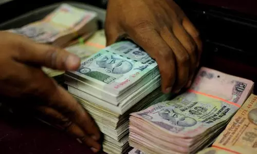 കൊല്ലത്ത് ഫാര്‍മസി കോഴ്‌സിന്റെ പേരില്‍ വന്‍ തട്ടിപ്പ്