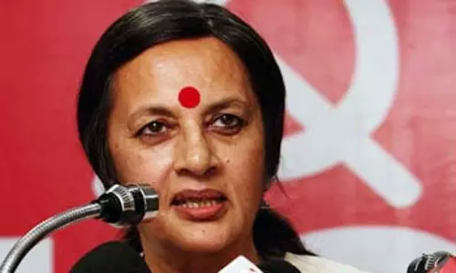 വൈകാരികതയല്ല മറുപടിയാണ് ആവശ്യമെന്ന് ബൃന്ദാ കാരാട്ട്