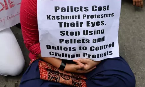 ജമ്മു കശ്മീരില് പെല്ലറ്റ് ഗണ് പ്രയോഗം അവസാനിപ്പിക്കാനാവില്ലെന്ന് സിആര്പിഎഫ് ജമ്മു കശ്മീരില് പെല്ലറ്റ് ഗണ് പ്രയോഗം അവസാനിപ്പിക്കാനാവില്ലെന്ന് സിആര്പിഎഫ്