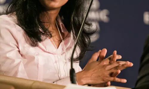 നയപരമായ കാര്യങ്ങളില്‍ ഇടപെടില്ലെന്ന് ഗീതാ ഗോപിനാഥ്; മൌനം തുടര്‍ന്ന് സിപിഎം കേന്ദ്ര നേതൃത്വം