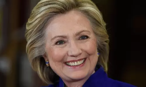 ഹിലരി ക്ലിന്റണ്‍ ഡെമോക്രാറ്റിക് പാര്‍ട്ടിയുടെ പ്രസിഡന്റ് സ്ഥാനാര്‍ഥി