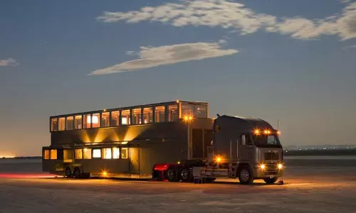 അബൂദബിയില് സഞ്ചരിക്കുന്ന ഭക്ഷണശാലകള്ക്ക് അനുമതി അബൂദബിയില് സഞ്ചരിക്കുന്ന ഭക്ഷണശാലകള്ക്ക് അനുമതി