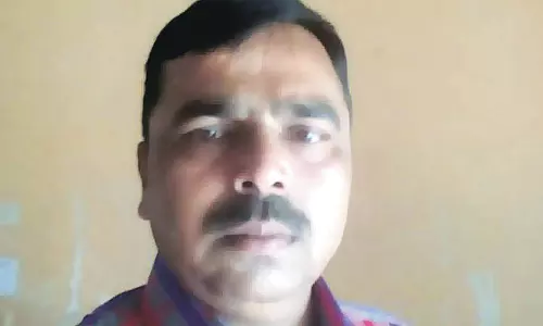 ഗുജറാത്തിലെ ദലിത് പീഡനം: എഴുത്തുകാരന് അവാര്ഡ് തിരിച്ചുനല്കും ഗുജറാത്തിലെ ദലിത് പീഡനം: എഴുത്തുകാരന് അവാര്ഡ് തിരിച്ചുനല്കും