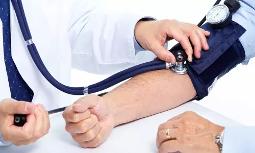 സന്ദർശക വിസയിൽ എത്തുന്നവർക്ക് വൈദ്യ പരിശോധന നിർബന്ധമാക്കുമെന്നു കുവൈത്ത്