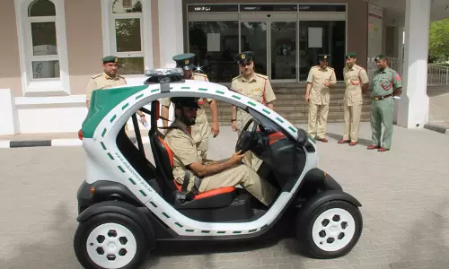 ദുബൈ പൊലീസിന്റെ സേവനങ്ങള്‍ക്ക് ഇനി ഫീസ് നല്‍കണം