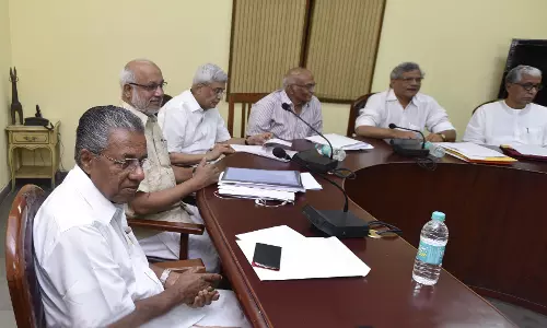 സിപിഎം പൊളിറ്റ് ബ്യൂറോ യോഗം നാളെ ഡല്‍ഹിയില്‍