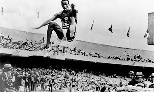 ബോബ് ബീമോന്‍റെ റെക്കോഡ് ചാട്ടം