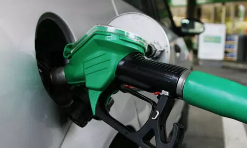 പെട്രോള്‍, ഡീസല്‍ വില കുറച്ചു