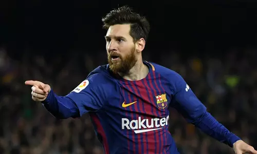 സലാഹിനെ പിന്തള്ളി മെസ്സിക്ക് ഗോ​ൾ​ഡ​ൻ ഷൂ ​പു​ര​സ്കാ​രം