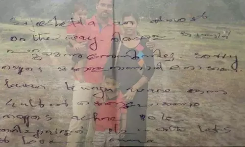 നമ്മുടെ മക്കളെ നന്നായി നോക്കണേ, അച്ഛനെ പോലെ തനിച്ചാവരുത് പ്ലീസ് നമ്മുടെ മക്കളെ നന്നായി നോക്കണേ, അച്ഛനെ പോലെ തനിച്ചാവരുത് പ്ലീസ്