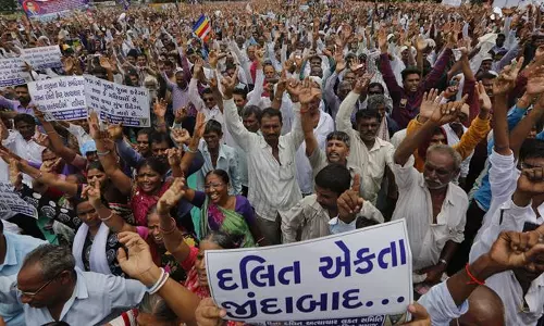 ബിജെപിക്ക് മുന്നറിയിപ്പ്; ഗുജറാത്ത് തെരഞ്ഞെടുപ്പില് ശക്തി തെളിയിക്കുമെന്ന് ദലിതര് ബിജെപിക്ക് മുന്നറിയിപ്പ്; ഗുജറാത്ത് തെരഞ്ഞെടുപ്പില് ശക്തി തെളിയിക്കുമെന്ന് ദലിതര്