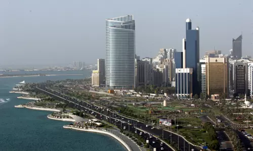 യുഎഇയില്‍ ജോലിയെടുക്കുന്ന സ്ഥാപനത്തെ കുറിച്ച് കിംദന്തി പ്രചരിപ്പിച്ചാല്‍ പിഴ