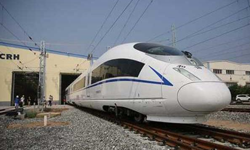 ലോകത്തിലെ ഏറ്റവും വേഗമേറിയ ട്രെയിന് ചൈനയില് അടുത്തമാസം ഓടിത്തുടങ്ങും; വേഗത മണിക്കൂറില് 380 കിമീ ലോകത്തിലെ ഏറ്റവും വേഗമേറിയ ട്രെയിന് ചൈനയില് അടുത്തമാസം ഓടിത്തുടങ്ങും; വേഗത മണിക്കൂറില് 380 കിമീ