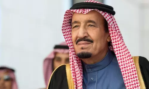 ഇന്ത്യന് തൊഴിലാളികളുടെ പ്രശ്നപരിഹാരത്തിന് സൌദി രാജാവ് ഇടപെടുന്നു ഇന്ത്യന് തൊഴിലാളികളുടെ പ്രശ്നപരിഹാരത്തിന് സൌദി രാജാവ് ഇടപെടുന്നു