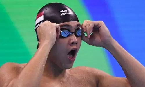 ഫെല്‍പ്‍സിനെ പിന്നിലാക്കിയ ജോസഫ് സ്‍കൂളിങ്